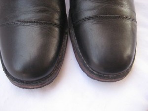 COLE HAAN BLACK LEATHER CAP TOE OXFORDS MENS SIZE 12 MEDIUM