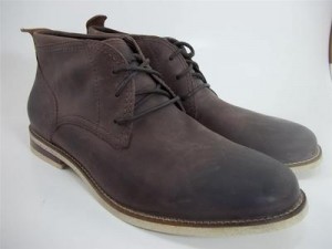 COLE HAAN  Air Charles Chukka   Mens  ( size-9 )  Mahogany