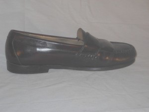 Cole Haan Mens Pinch Buckle Burgundy Slip-On Business Casual Dress Loafers Shoes