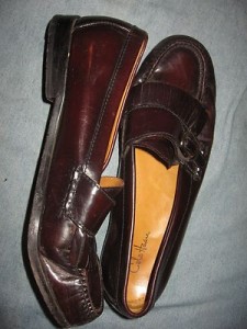 MENS 10 D BROWN LEATHER COLE HAAN SLIP ON TASSLE LOAFERS CASUAL DRESS SHOES