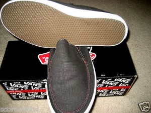 VANS SKATEBOARDING MENS BALI SLIP ON SHOES BLACK & RED RASTA DESIGN SIZE 11 NR