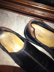SHARP MENS COLE HAAN BLACK LEATHER CASUAL SPORT LOAFER/DRIVING MOCASSIN 10.5M