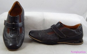 Cole Haan mens loafers casual shoes 9.5 M brown leather