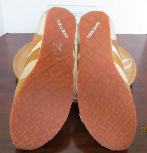 Mens sz 10.5 M leather w/suede trim Diesel athletic low profile tennis shoes
