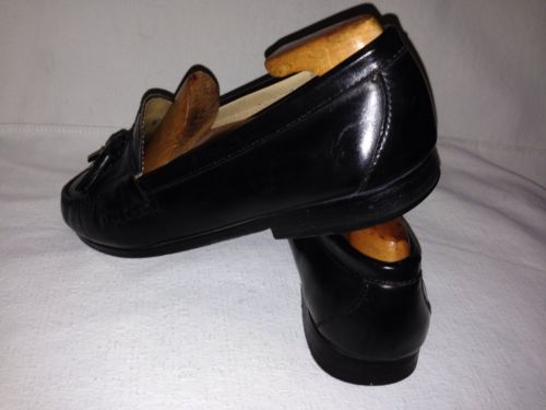 COLE HAAN MENS TASSELL LOAFER SIZE 9.5 M