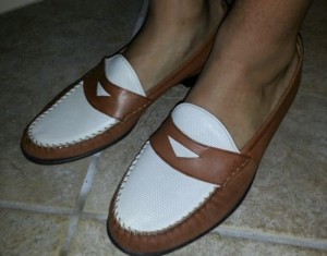 Cole Haan Mens Tan & White Italian Leather Loafers, Size 8.5, EUC