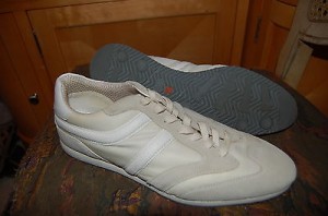 HUGO BOSS Beige Leather/Suede Tie Up Sneakers..Size 42/9..L@@K!