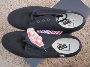 NIB Vans Madero Black / Gum Men’s Shoes Size 8 8.5 9 9.5 10 10.5 11 11.5 12 $50