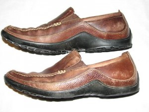 Cole Haan Men’s 10.5 Brown distressed leather loafers driving shoes moccasins