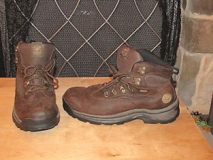 Timberland  Chocorua Men’s Green/Brown Boots Sz 8.5 W No-Box