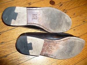 Cole Haan Black Tasseled Loafers / Men’s Size 9 D