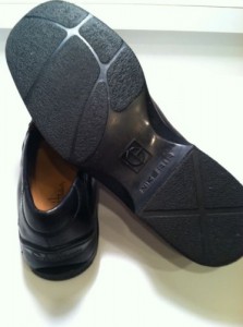 COLE HAAN Loafer Matte Black Leather Slip On Shoes Nike Air Sole 10M Retail $158