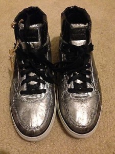 BRAND NEW DIESEL INVASION SILVER HI TOP SNEAKER  SZ:10.5