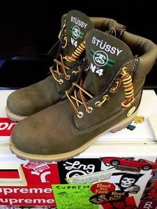STUSSY TIMBERLAND 6 INCH 2013 KITH NYC COA BOOT SUPREME BOX LOGO OLIVE SZ 8