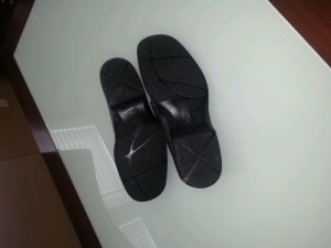 A nice pair of mens Cole Haan casual shoes sz12 with the nike air sole