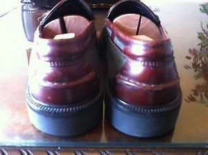 “VINTAGE” BEAUTIFUL TWO~TONE “COLE HAAN COUNTRY “TASSEL FRINGE LOAFER SZ12(D)WOW