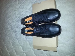 new Men timberland shoes 8.5M Black