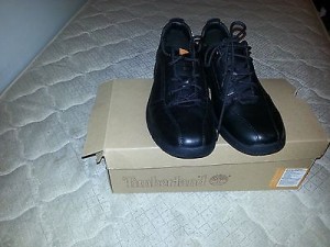 new Men timberland shoes 8.5M Black