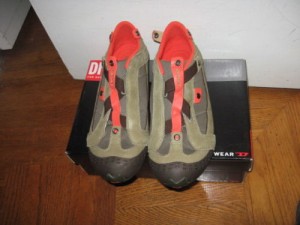 RARE MEN’S DIESEL TELCO SPORT SHOES US 10 M