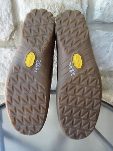 Cole Haan Velcro Brown driving casual shoes size 12 vibram sole two tone brown
