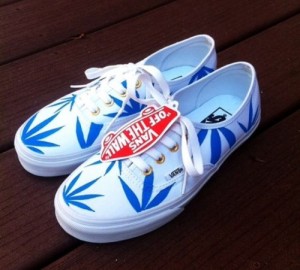 Marijuana Leaf custom Vans SZ 6.5 MENS/8 WOMENS