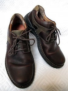 CLARKS Mens 10 M Shoes Brown Leather Oxford Lace Up Casual Dress
