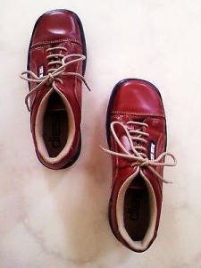 Diesel Men’s Leather Fashion Sneakers Size 9 Medium (D,M) Solid Burgundy Red
