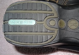 COLE HAAN Nike AIR Black Leather Mens Loafer 8.5M C04054 Slip On EUC Cushioned