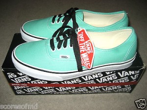 VANS SHOES AUTHENTIC BISCAY GREEN TRUE WHITE SURF SHOES SIZE 10 FREE SHIP NR