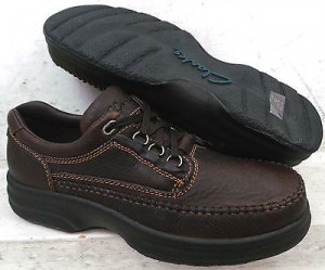 NEW Clarks Mens Tracker Brown Leather Casual Walking Oxfords Shoes 37516 sz 9 N