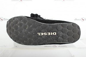 Mens DIESEL casual black / gray leather sneakers shoes sz. 9.5 M GREAT!