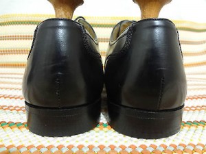 NICE COLE HAAN ITALIAN MEN SHOES SZ 10 M LEATHER  CAPTOE OXFORDS BLACK